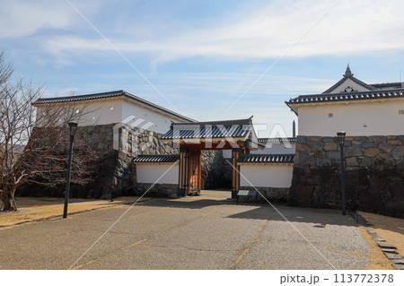 山梨県　甲府市　甲府城　山手門 113772378