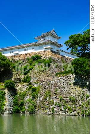 【世界遺産 姫路城】【日本100名城】内堀とワの櫓と渡櫓4　兵庫県姫路市 113775854