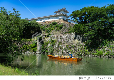 【世界遺産 姫路城】【日本100名城】内堀めぐりの和船とワの櫓と渡櫓1 兵庫県姫路市 【世界遺産 姫路城】【日本100名城】内堀めぐりの和船とワの櫓と渡櫓1 兵庫県姫路市 113775855