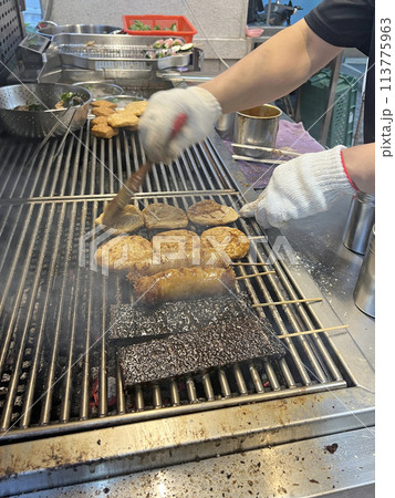 豚の血のおもち BBQ バーベキュー 113775963