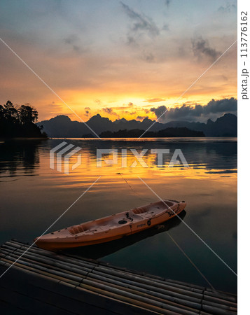 Floating bungalow on the Cheow lan Lake in Khao Sok National Park in Surat Thani, Thailand 113776162