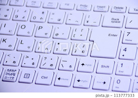 シンプルなキーボード シンプルなキーボード 113777333