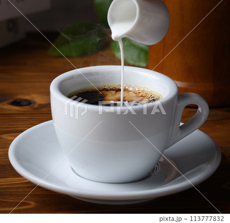 少し贅沢なひととき コーヒータイム ( ホットコーヒー ) 少し贅沢なひととき コーヒータイム ( ホットコーヒー ) 113777832