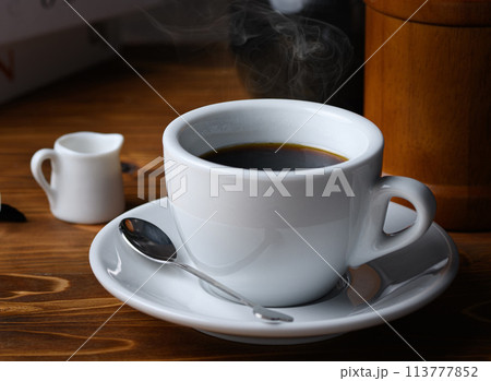 少し贅沢なひととき コーヒータイム （ ホットコーヒー ） 113777852
