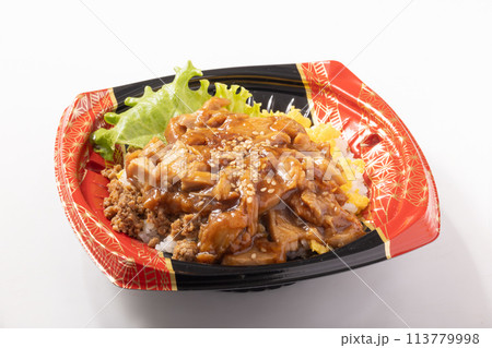 鶏三色丼 弁当 鶏三色丼 弁当 113779998