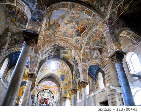 マルトラーナ教会 Santa Maria dell'Ammiraglioの内観　（イタリアパレルモ） 113780443