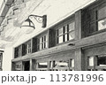 鉛筆で描いたレトロな玄関 113781996