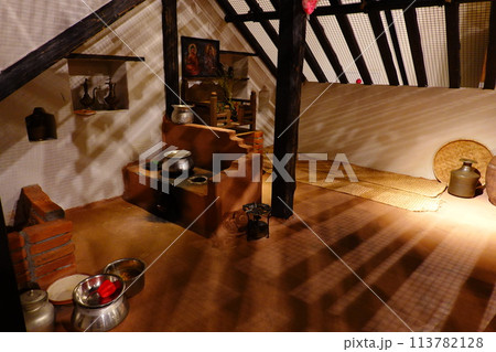 こどもの国際理解展示室 113782128