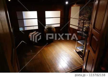 こどもの国際理解展示室 113782138