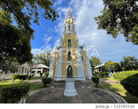 Wat Niwet Thammaprawat Ratchaworawihan in Bang Pa-In, Ayutthaya Province, Thailand. 113785518