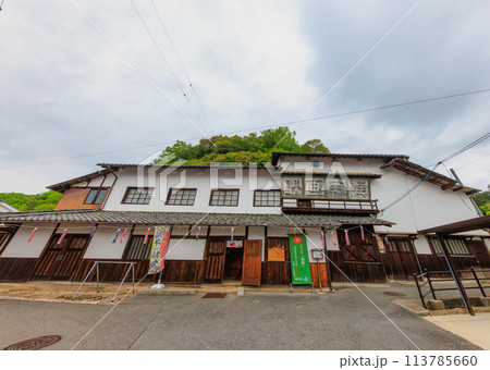子供子供の日、上下町の古い町並(広島県府中市上下町)の日、上下町の古い町並(広島県府中市上下町) 113785660