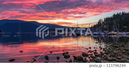 Rocky Shore and Marina in Deep Cove, North Vancouver, BC, Canada Rocky Shore and Marina in Deep Cove, North Vancouver, BC, Canada 113796294