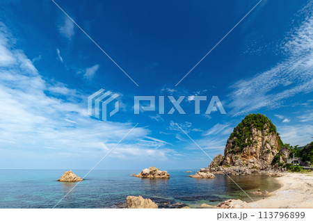 【新潟県蓬莱山】笹川流れ蓬莱山は天下の名勝。日本昔話のような山 113796899