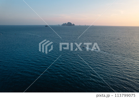 Seascape and rocky mountains at Railay Krabi 113799075