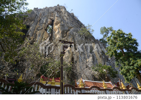 In front of the entrance to Tham Khao Yoi Temple. It is famous here. Located at Phetchaburi Province in Thailand. 113801676