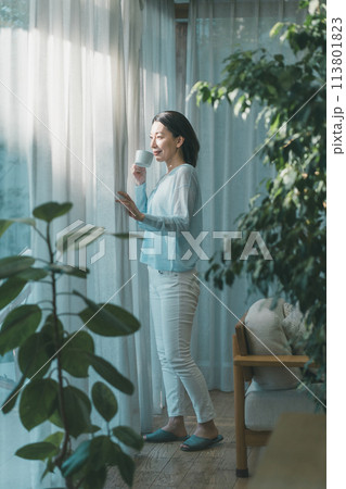 a forty-something woman 113801823