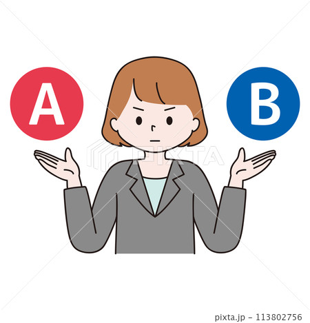 AとBを比べるスーツ姿の女性のイラスト 113802756