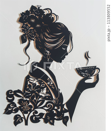 コーヒーカップを持つ女性の切り絵 113809552