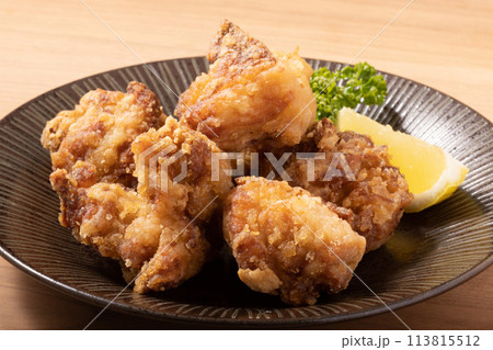 鶏の唐揚げ 鶏の唐揚げ 113815512