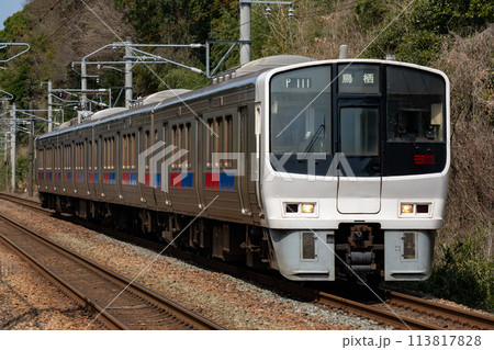 JR九州 鹿児島本線の通勤電車 811系 113817828