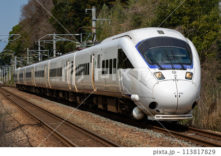 JR九州 鹿児島本線の特急電車 885系ソニック 113817829