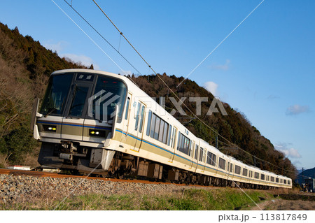 JR西日本 播但線の通勤電車 221系 113817849