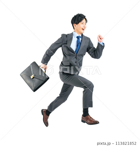 ジャンプする男性ビジネスパーソン 手作業で精密に切り抜いた背景透過全身写真PNG ジャンプする男性ビジネスパーソン 手作業で精密に切り抜いた背景透過全身写真PNG 113821852