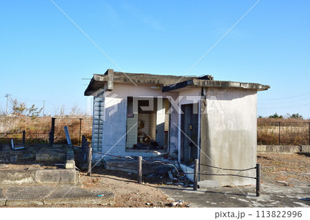 震災遺構 仙台市荒浜地区住宅基礎（宮城県） 113822996