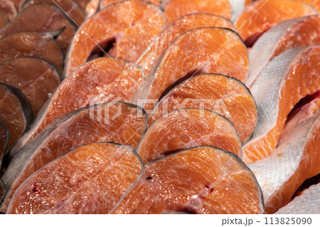 Fresh fish lies on ice in a supermarket Fresh fish lies on ice in a supermarket 113825090