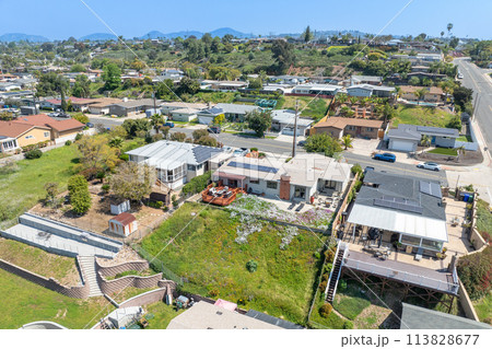 Aerial view of house in San Diego suburb, California, USA 113828677