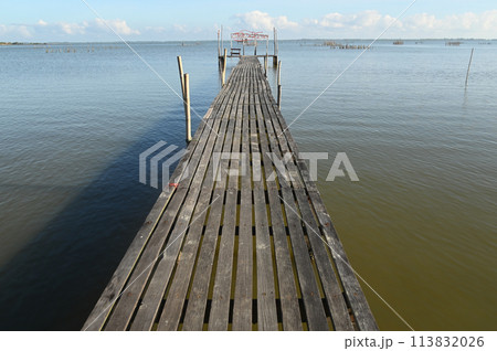 Bana Wooden Bridge is a wooden bridge built with the cooperation of the community. Built to stretch all the way to Pattani Bay, you can take a walk to admire the atmosphere of the sea. Bana Wooden Bridge is a wooden bridge built with the cooperation of the community. Built to stretch all the way to Pattani Bay, you can take a walk to admire the atmosphere of the sea. 113832026