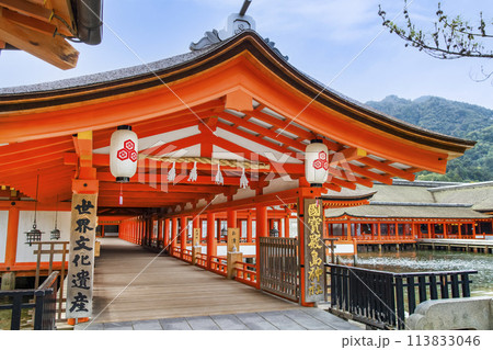 広島 嚴島神社　東回廊入口 113833046