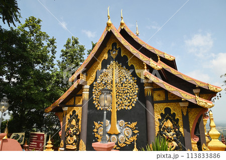 The Buddhist Church is splendor The beauty is known as the highest level of Buddhist art. Wat Phra That Doi Pra Chan. This temple is located on a mountain. The Buddhist Church is splendor The beauty is known as the highest level of Buddhist art. Wat Phra That Doi Pra Chan. This temple is located on a mountain. 113833886