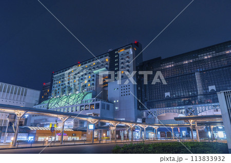 京都夜景 真夜中の京都駅ビル 京都夜景 真夜中の京都駅ビル 113833932