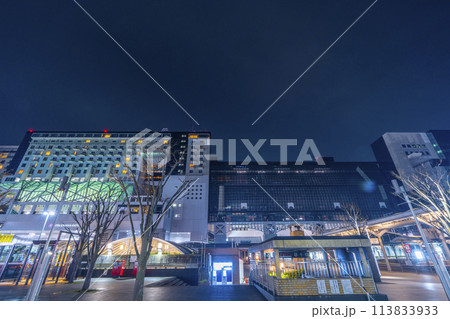 京都夜景 真夜中の京都駅ビル 京都夜景 真夜中の京都駅ビル 113833933