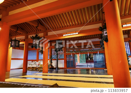 広島 嚴島神社 御本社拝殿 広島 嚴島神社 御本社拝殿 113833957