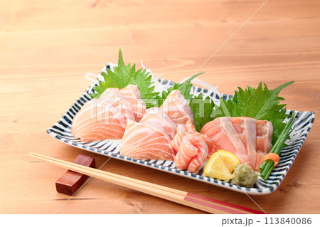 サーモンのお刺身 サーモンのお刺身 113840086