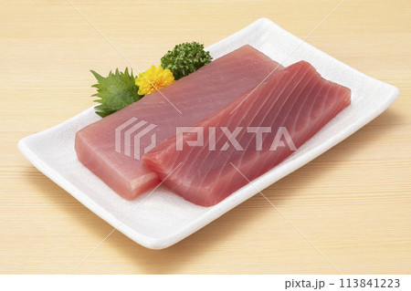 キハダマグロ　刺身　柵 113841223