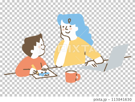 男の子が描くイラストを見ているお母さん_色 113841630