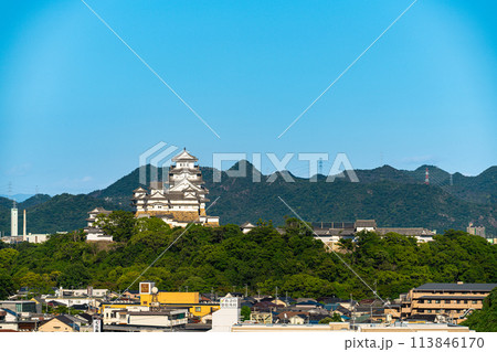 【世界遺産 姫路城】【日本100名城】名古山霊苑から見た市街地と姫路城1 兵庫県姫路市 【世界遺産 姫路城】【日本100名城】名古山霊苑から見た市街地と姫路城1 兵庫県姫路市 113846170