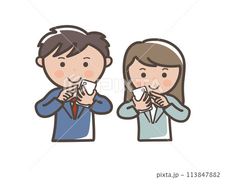 スマホを操作する男女ビジネスマンの上半身イラスト 113847882