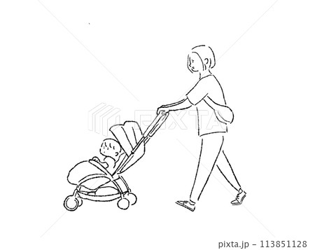 ベビーカーを押して歩く女性とベビーカーに乗った小さい子供（お母さんと子供、家族）、線画 113851128