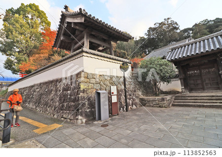 福岡県の観光スポット太宰府天満宮傍にある光明寺 113852563
