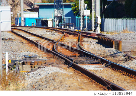 西武線の線路 113855944