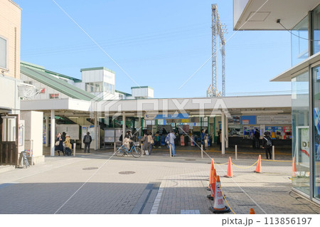 小田原線 鶴川駅の北口 小田原線 鶴川駅の北口 113856197