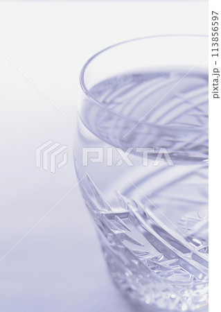 一杯の水 113856597