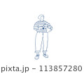 ボーダーの服の女性がコーヒーと紙袋を持っている横顔イラスト 113857280