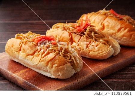 焼きそばパン 焼きそばパン 113859561
