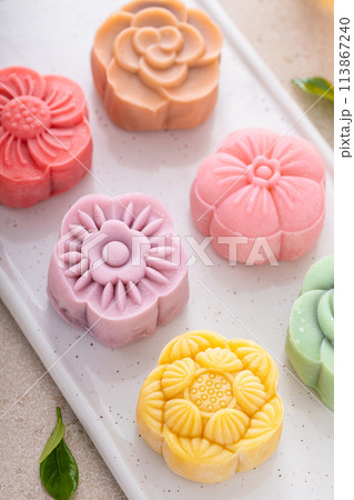 Traditional snow skin mooncakes for a Chinese Mid-Autumn Festival or Moon festival Traditional snow skin mooncakes for a Chinese Mid-Autumn Festival or Moon festival 113867240
