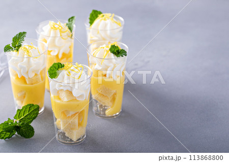 Lemon curd layered dessert shots for a party 113868800
